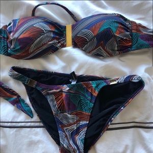 Colorful VIX bikini size medium
